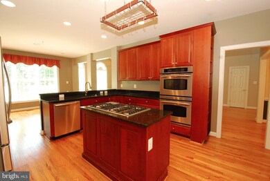 9643 Watkins Rd, Gaithersburg, MD 20882 - photo 3