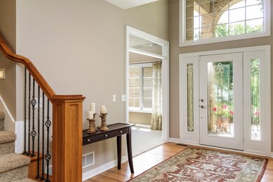006-Foyer-2902126-medium