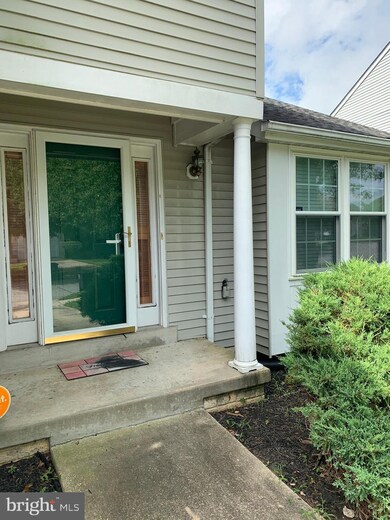 8303 Branchwood Cir, Clinton, MD 20735 - photo 6