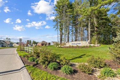 4 Cornucopia Cir, Londonderry, NH 03053 - photo 5