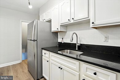 5334 Cuthbert Ave, Baltimore, MD 21215 - photo 5