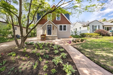 1435 Harpst St, Ann Arbor, MI 48104 - photo 2