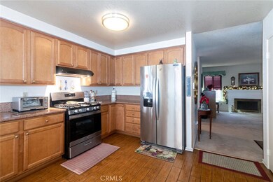 2074 Valleywood St, Colton, CA 92324 - photo 7