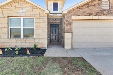 Unique 2 brick tone for the upgraded elevation
