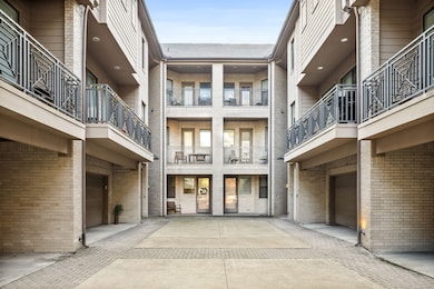 4023 Rawlins St unit 105, Dallas, TX 75219 - photo 2