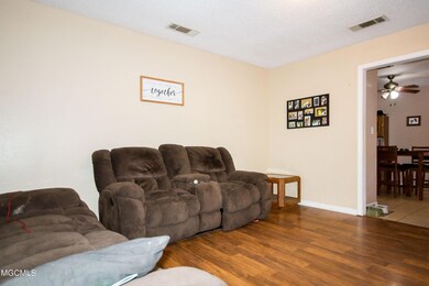 9741 Donchester Cir, Moss Point, MS 39562 - photo 4