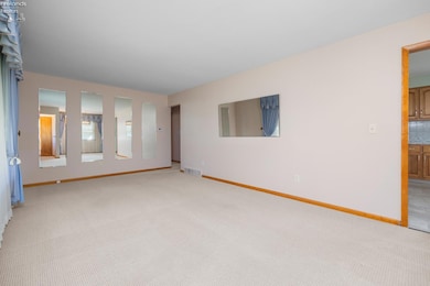 6361 Smith Rd, Brook Park, OH 44142 - photo 5