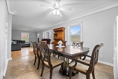 6002 Rollins Ave, Des Moines, IA 50312 - photo 7