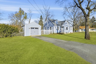 35 Yale St, South Hadley, MA 01075 - photo 2