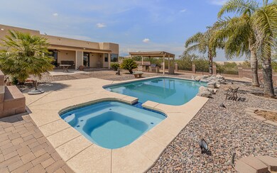 Spa & Pool
