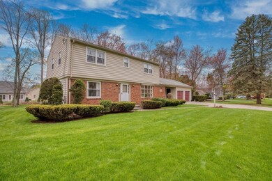 11 Fernwood Dr, Wilbraham, MA 01095 - photo 2