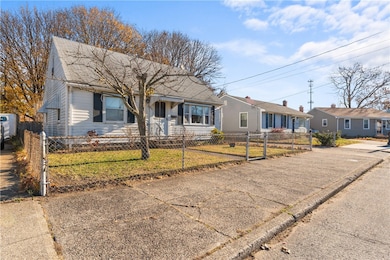 308 Rhode Island Ave, Pawtucket, RI 02860 - photo 3