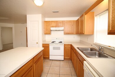 Angela Ave 829 UB-Kitchen-IMG_6119