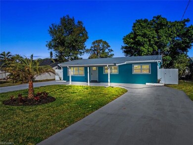 12511 Davis Blvd, Fort Myers, FL 33905 - photo 4