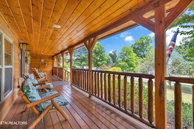 1550 Ellis wood Loop-106