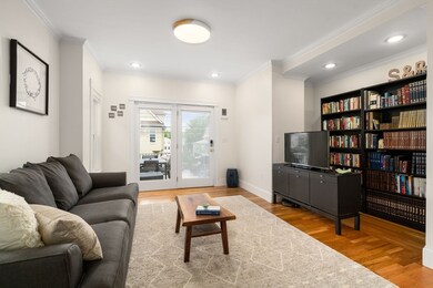70 Albion St unit 1, Somerville, MA 02143 - photo 2