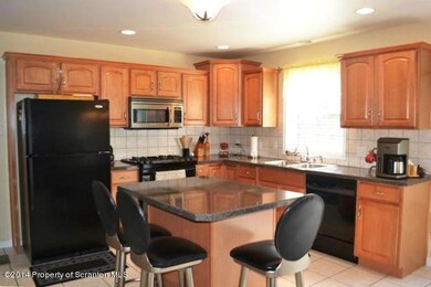 22 Cobblestone Ln, Mountain Top, PA 18707 - photo 3