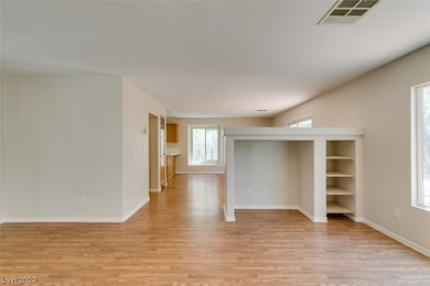 7631 Starshell Point Ct, Las Vegas, NV 89139 - photo 5
