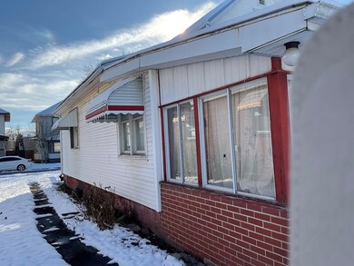 924 E Warren St, Bucyrus, OH 44820 - photo 5