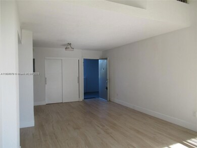 100 Fontainebleau Blvd unit 403, Miami, FL 33172 - photo 3