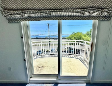 481 Father Capodanno Blvd unit N, Staten Island, NY 10305 - photo 7