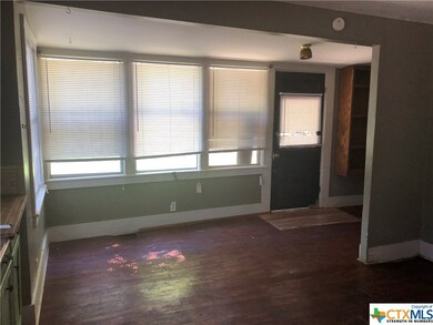 1206 W Martin Luther King Dr, San Marcos, TX 78666 - photo 7