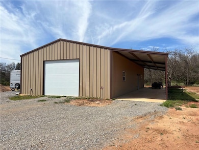 31448 Memorial Rd, McLoud, OK 74851 - photo 2