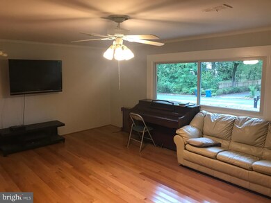 83 S Spring Ln, Phoenixville, PA 19460 - photo 5