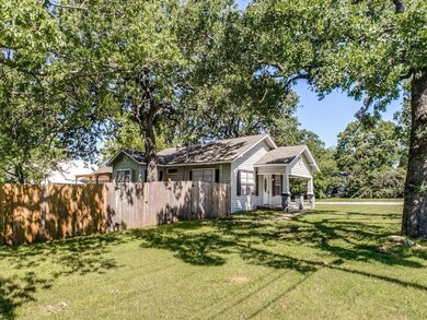 1215 N Elm St, Weatherford, TX 76086 - photo 5