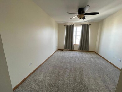 unlisted-address, Naperville, IL 60563 - photo 7