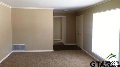 3320 Lynwood Dr, Tyler, TX 75701 - photo 3