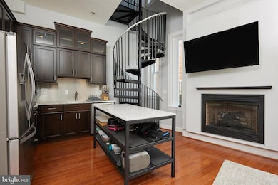 2019 19th St NW unit 3, Washington, DC 20009 - photo 3