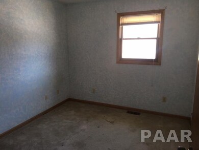 2015 N Hillside Ct, Peoria, IL 61604 - photo 3