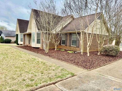 144 Henson Dr, Huntsville, AL 35811 - photo 2