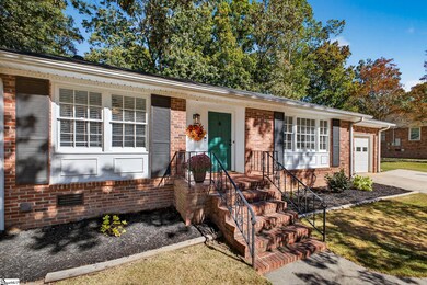 405 Brook Glenn Rd, Taylors, SC 29687 - photo 3