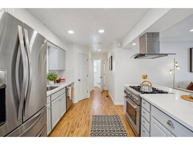 2641 SE 168th Ave, Portland, OR 97236 - photo 4