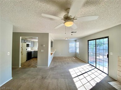 2821 Swallow Point Cir, Las Vegas, NV 89117 - photo 5