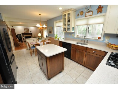 744 Grant Rd, Mount Laurel, NJ 08054 - photo 7