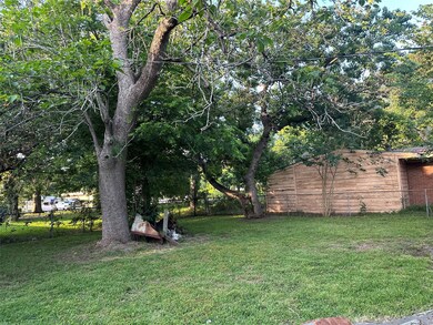 2506 Garwood Dr, Houston, TX 77091 - photo 5