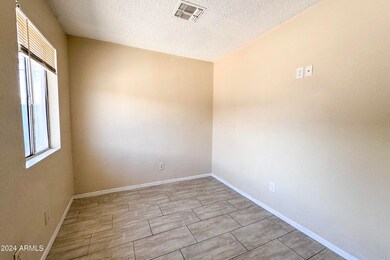 1753 E Harvard St unit 4, Phoenix, AZ 85006 - photo 3