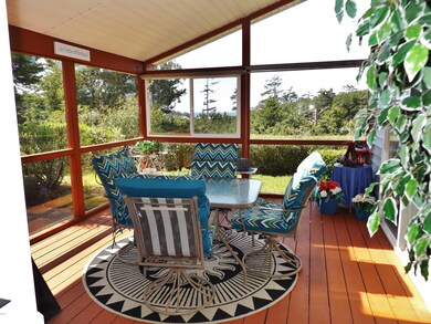 Ocean View Sun Room!