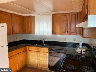 13346 Burkitts Rd, Fairfax, VA 22033 - photo 3