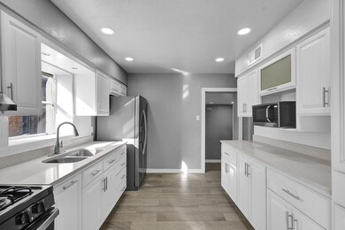 2811 Morehead Ave, El Paso, TX 79930 - photo 7