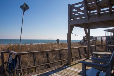 Expansive Decks