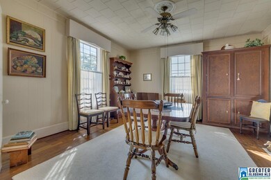 Large floor to ceiling windows allow ample natural