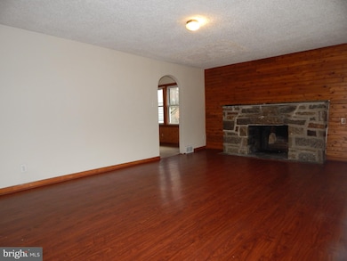 60 Cedar Ln, Clementon, NJ 08021 - photo 2