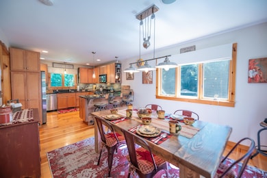 208 Shady Ln, West Wardsboro, VT 05360 - photo 6