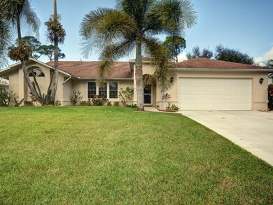 118 Hinchman Ave, Sebastian, FL 32958 - photo 3