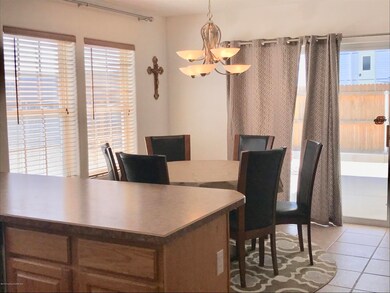 1310 Plum Tree Cir, Bloomfield, NM 87413 - photo 4