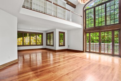 480 Cognewaugh Rd Cos Cob CT-large-016-0